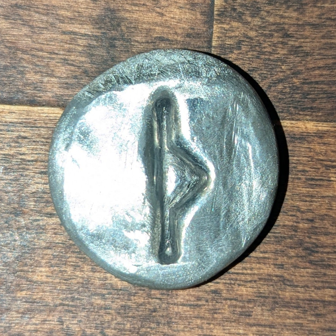 Thurisaz ᚦ