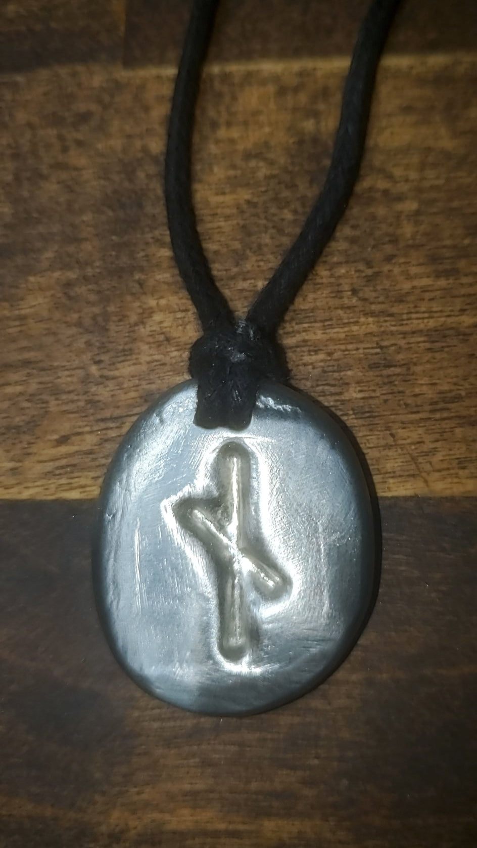 Nauthiz ᚾ